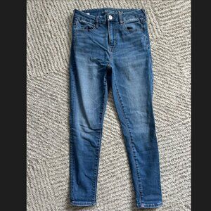 American Eagle Curvy Hi-Rise Jeggings!